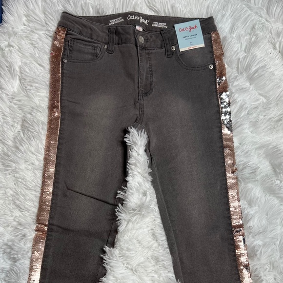 NWT- Cat & Jack Grey Jeans - Picture 1 of 6